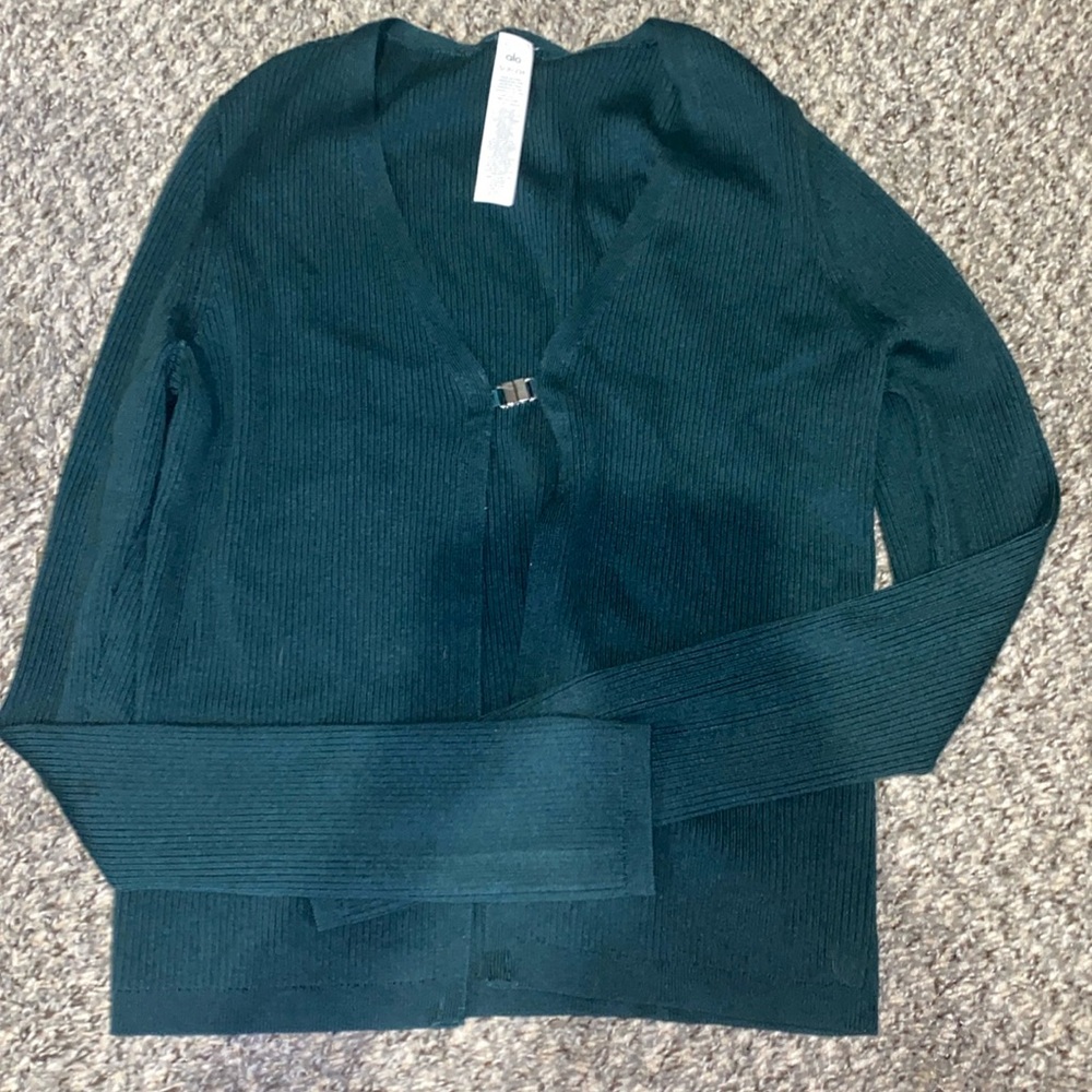 alo yoga knit salana cardigan top in midnight green